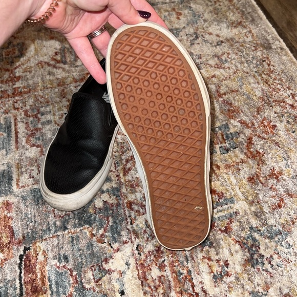 Black slip on vans - breathable - size 8 - Picture 4 of 5